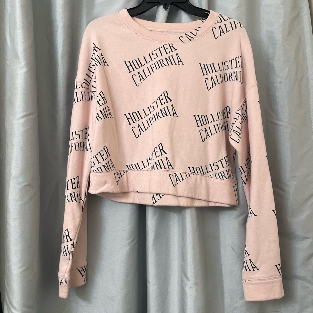 Baby pink cropped sweater from Hollister size small